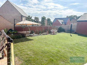 Photo 25- click for photo gallery